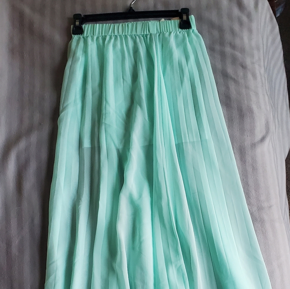 H&M maxi skirt by Divided, US 2